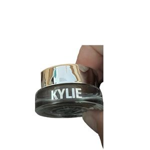 Kylie Cosmetics Cream Shadow
